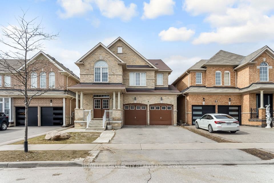4 Fossil Street, Brampton, ON L6P 3G6 – main photo
