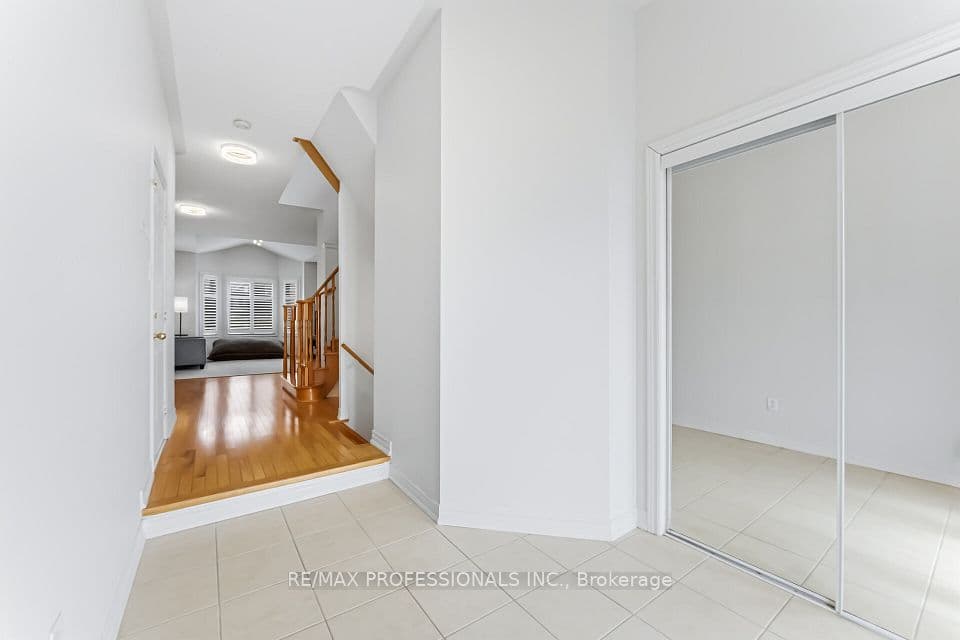 525 Scott Boulevard, Milton, ON L9T 0T8 – photo 3
