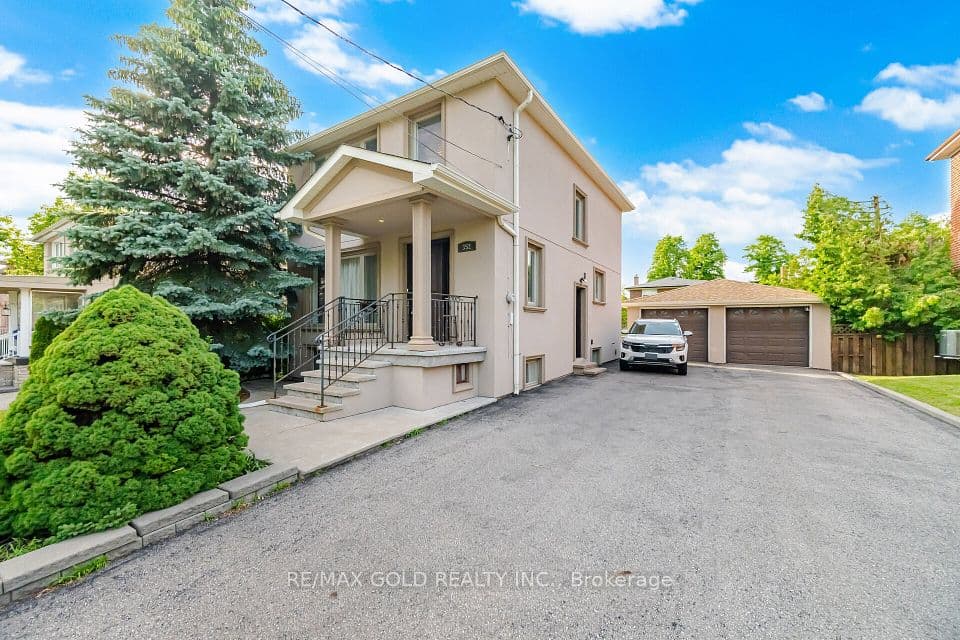352 Maple Leaf Drive, Toronto, ON M6L 1P6 – photo 2
