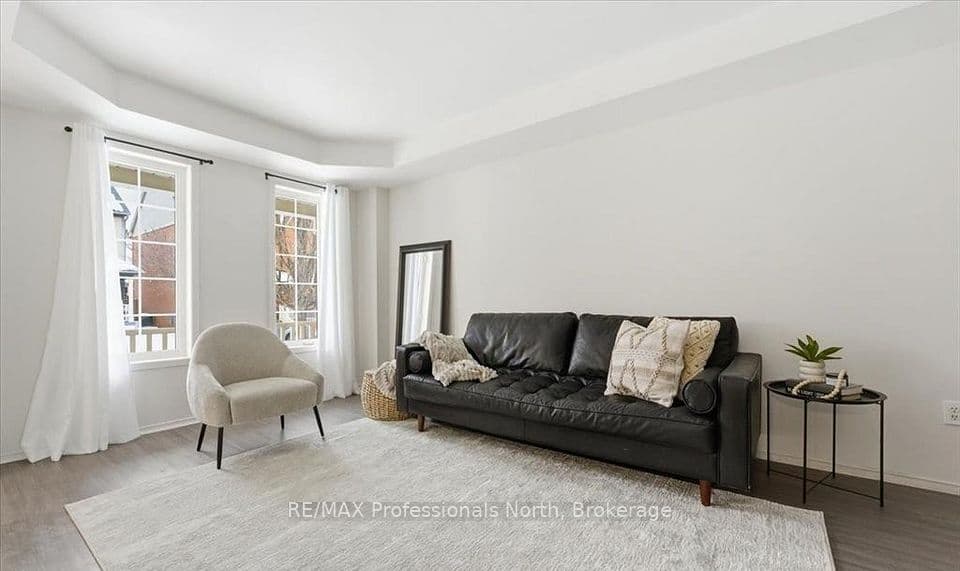 98 Roxton Road, Oakville, ON L6H 6V4 – photo 3