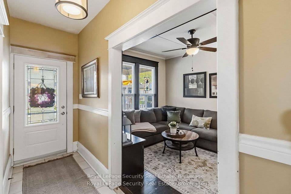 27 Holley Avenue, Toronto, ON M9N 2C4 – photo 3