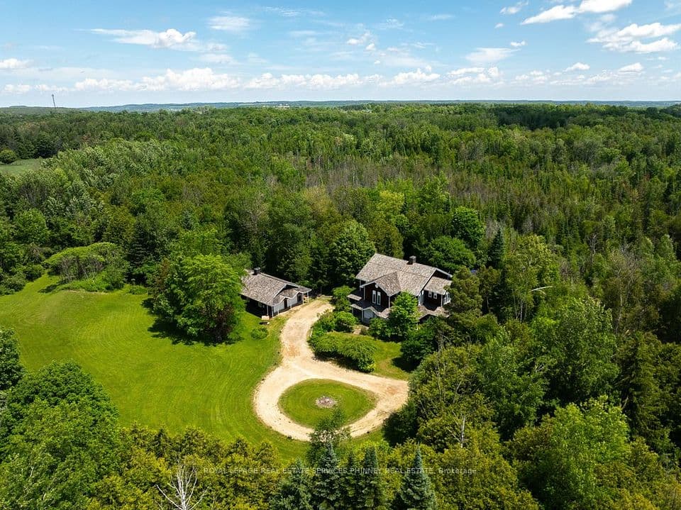 19555 Shaws Creek Road, Caledon, ON L7K 1L5 – main photo
