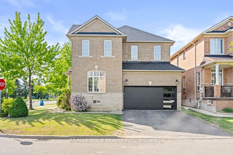 261 Mountainash Road, Brampton, ON L6R 3M3 – main photo