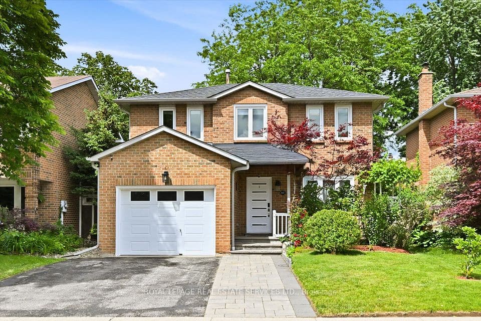 147 Speyside Drive, Oakville, ON L6L 5Y1 – photo 2