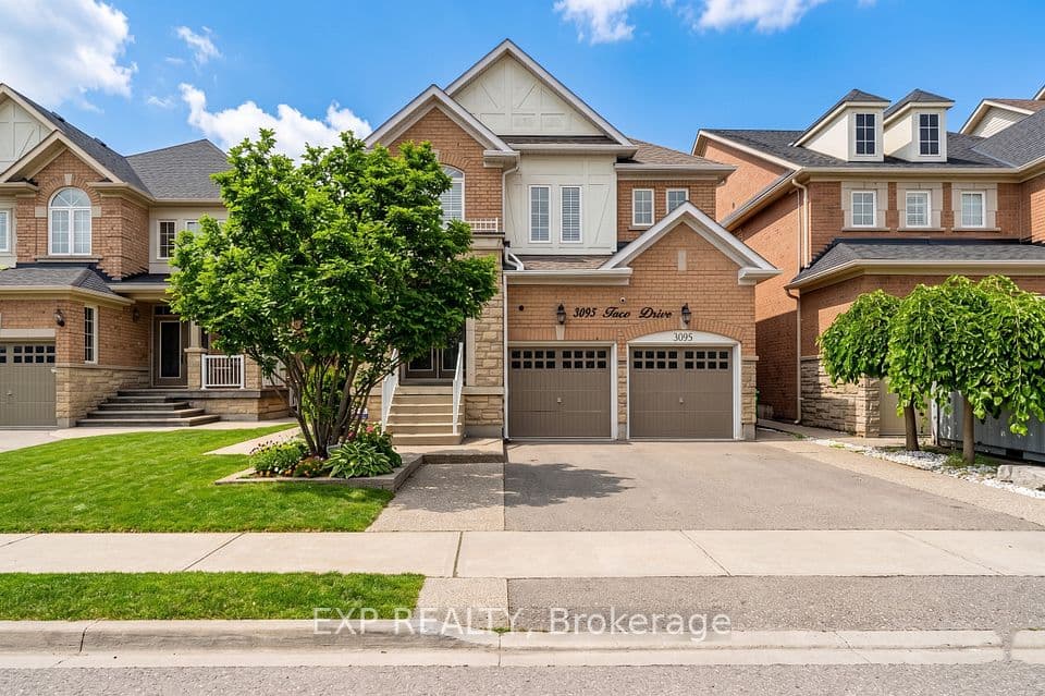 3095 Tacc Drive, Mississauga, ON L5M 0A9 – main photo