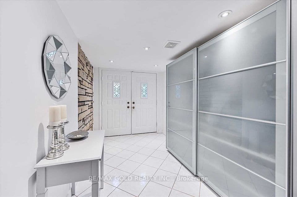 41 Brookland Drive, Brampton, ON L6T 2M6 – photo 3