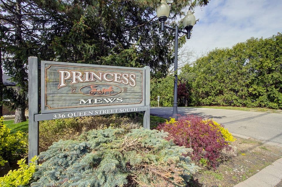 336 Queen Street S 14, Mississauga, ON L5M 1M2 – photo 2