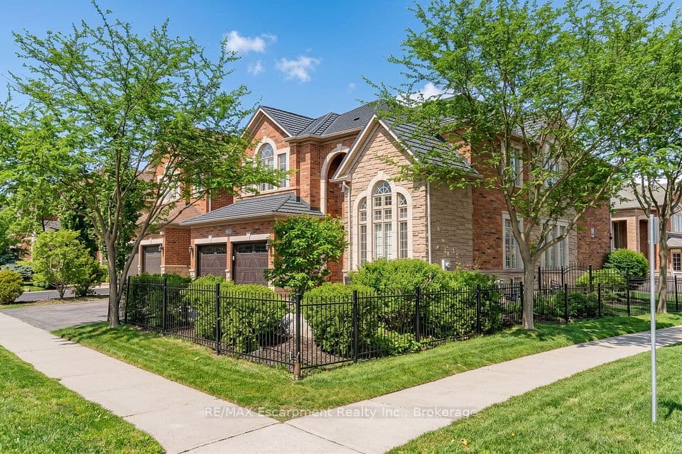 2298 Salcome Drive, Oakville, ON L6H 7N2 – photo 3