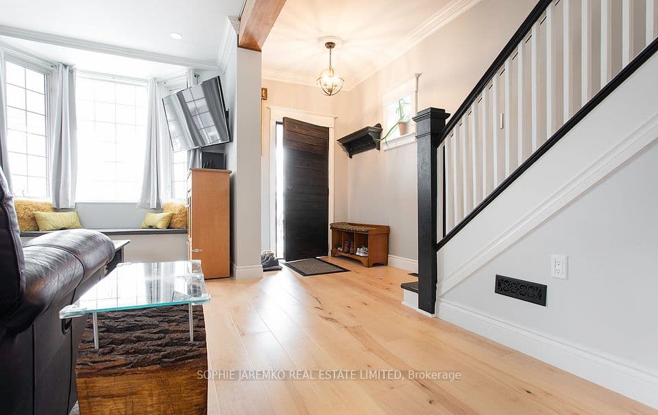 144 Eileen Avenue, Toronto, ON M6N 1W1 – photo 3