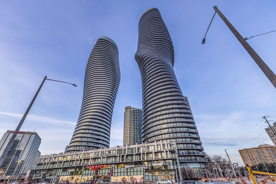 50 Absolute Avenue PH3, Mississauga, ON L4Z 0A8 – main photo
