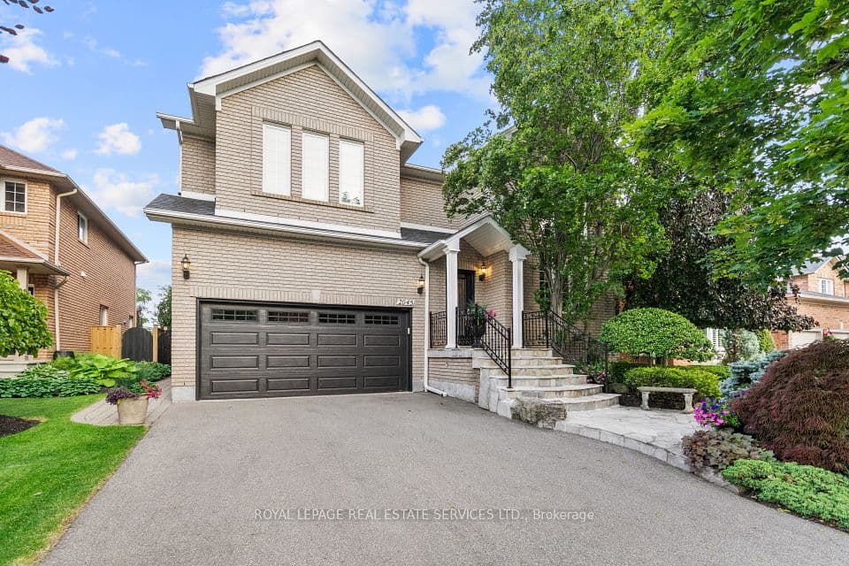 2045 Rosemount Crescent, Oakville, ON L6M 3P5 – main photo
