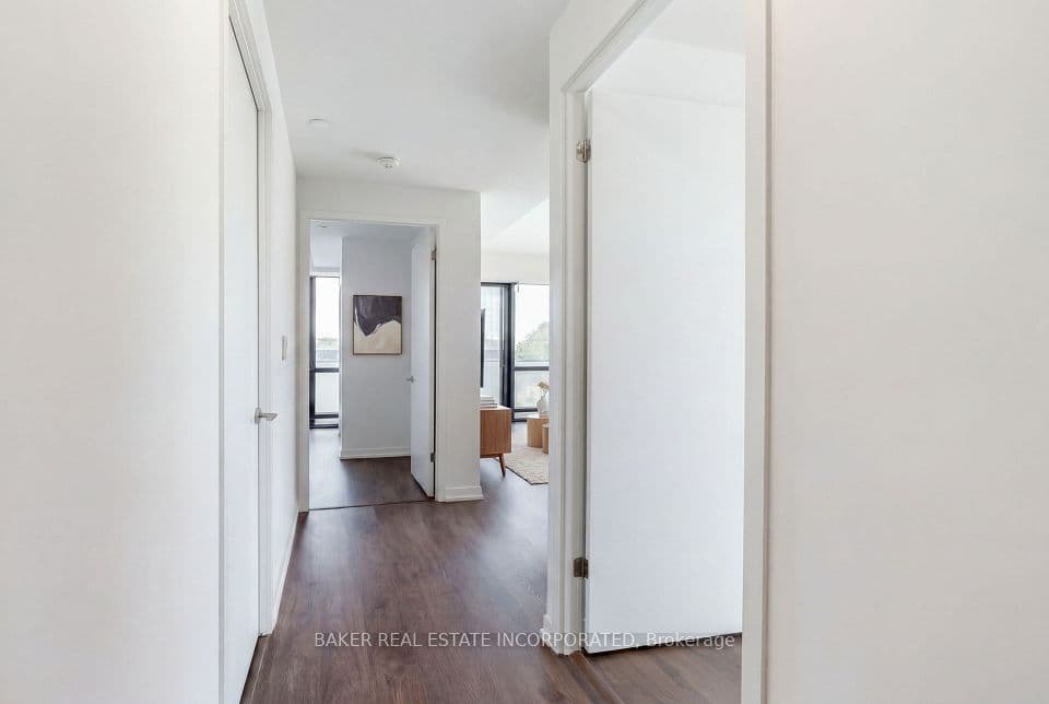 251 Masonry Way 306, Mississauga, ON L5H 0B3 – photo 2