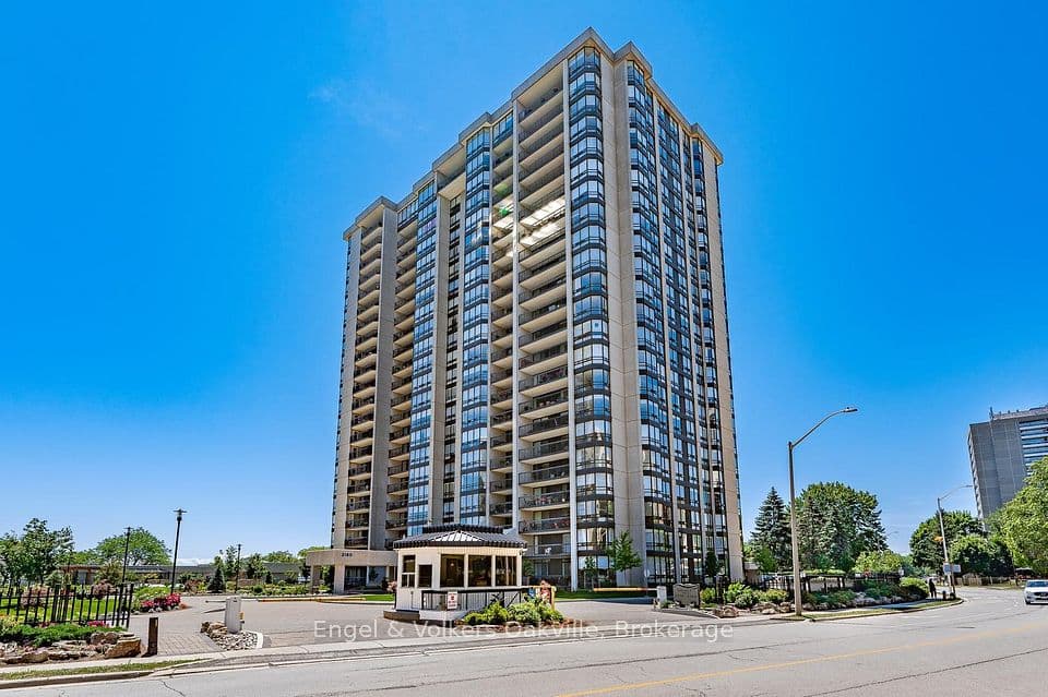 2180 Marine Drive 205, Oakville, ON L6L 5V2 – photo 2