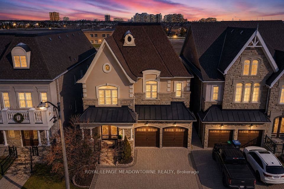 5221 Adobe Court, Mississauga, ON L5M 0K8 – main photo