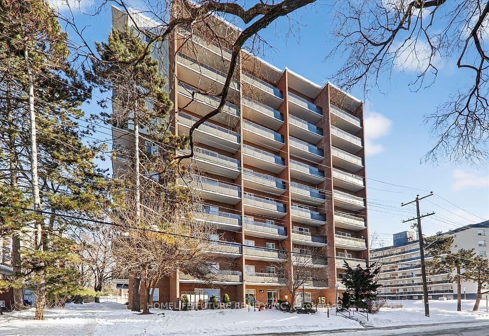15 Elizabeth Street N 704, Mississauga, ON L5G 2Z3 – photo 2