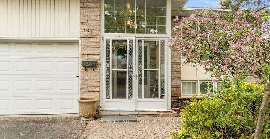 1011 Pearson Drive, Oakville, ON L6H 2Y9 – photo 3