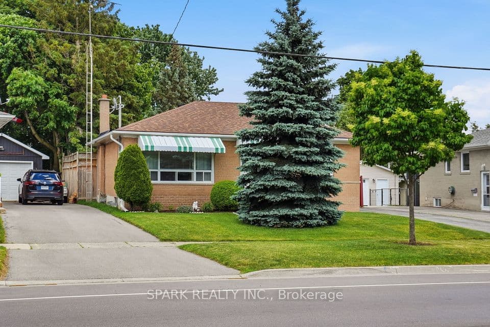 416 Delrex Boulevard, Halton Hills, ON L7G 4H9 – photo 2