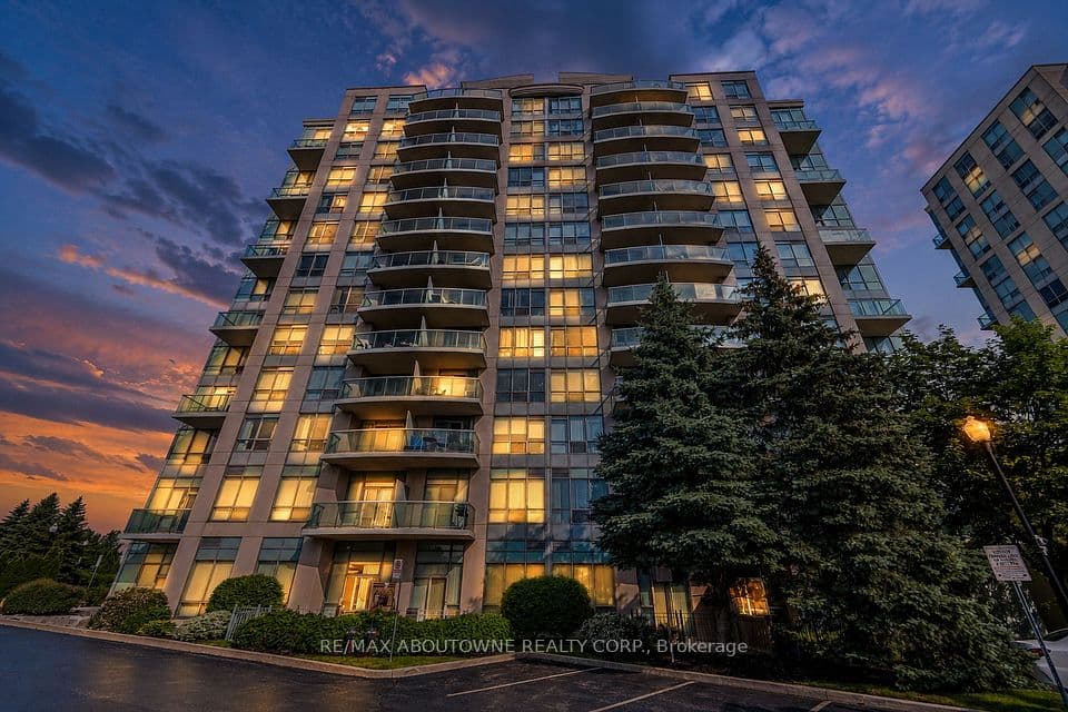 2585 Erin Centre Boulevard 1102, Mississauga, ON L5M 6Z7 – main photo
