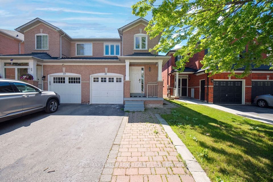 21 Penguin Lane, Brampton, ON L6R 2C1 – photo 2