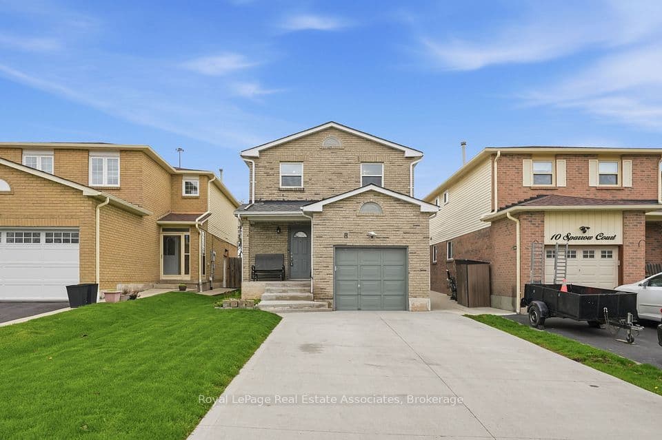 8 Sparrow Court, Brampton, ON L6Y 3P3 – photo 2