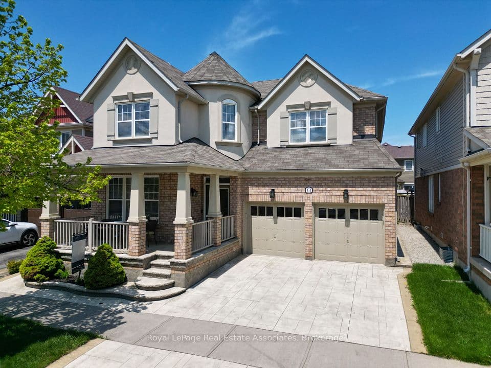 879 Etherington Way, Milton, ON L9T 0Z3 – main photo
