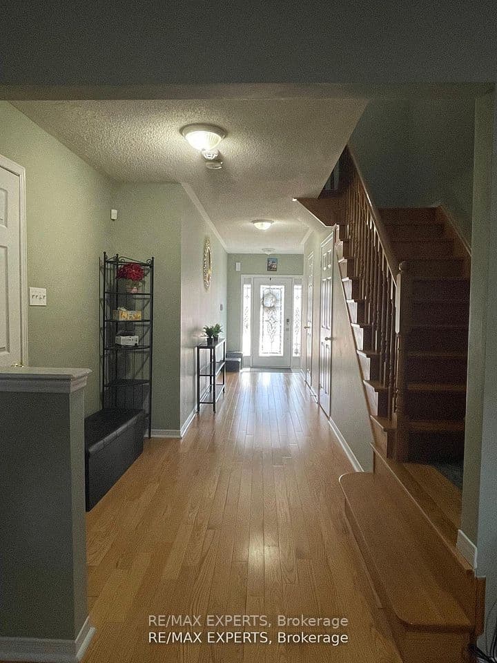 3769 Nightstar Drive, Mississauga, ON L5M 8A5 – photo 2