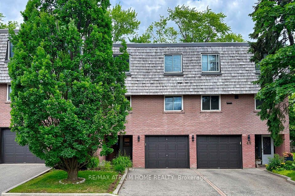 2145 Sherobee Road 48, Mississauga, ON L5A 3G8 – main photo