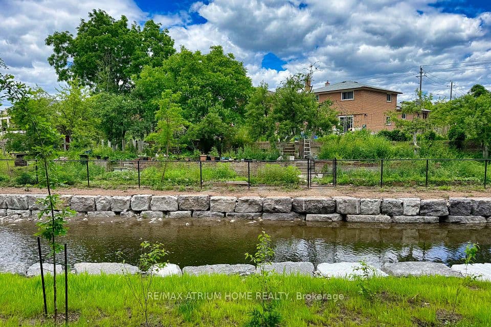 2145 Sherobee Road 48, Mississauga, ON L5A 3G8 – photo 3