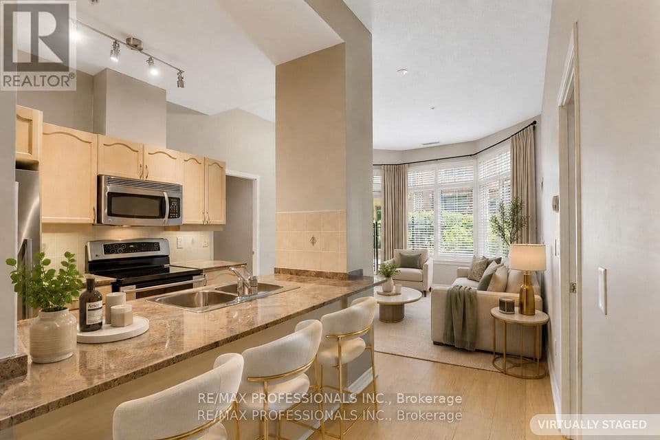 350 Princess Royal Drive 102, Mississauga, ON L5B 4N1 – main photo