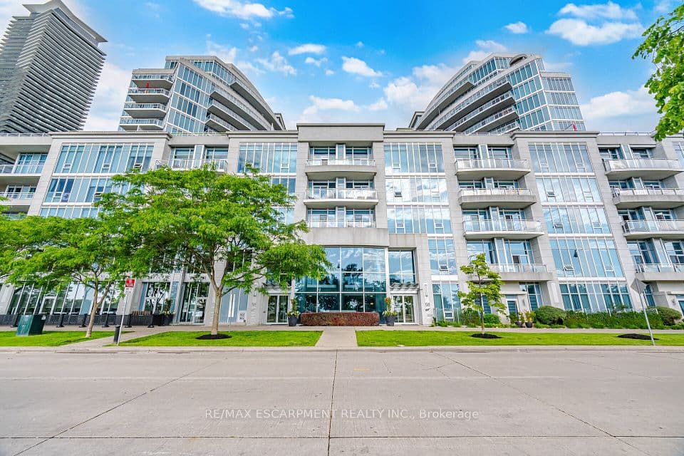 58 Marine Parade Drive 330, Toronto, ON M8V 4G1 – main photo