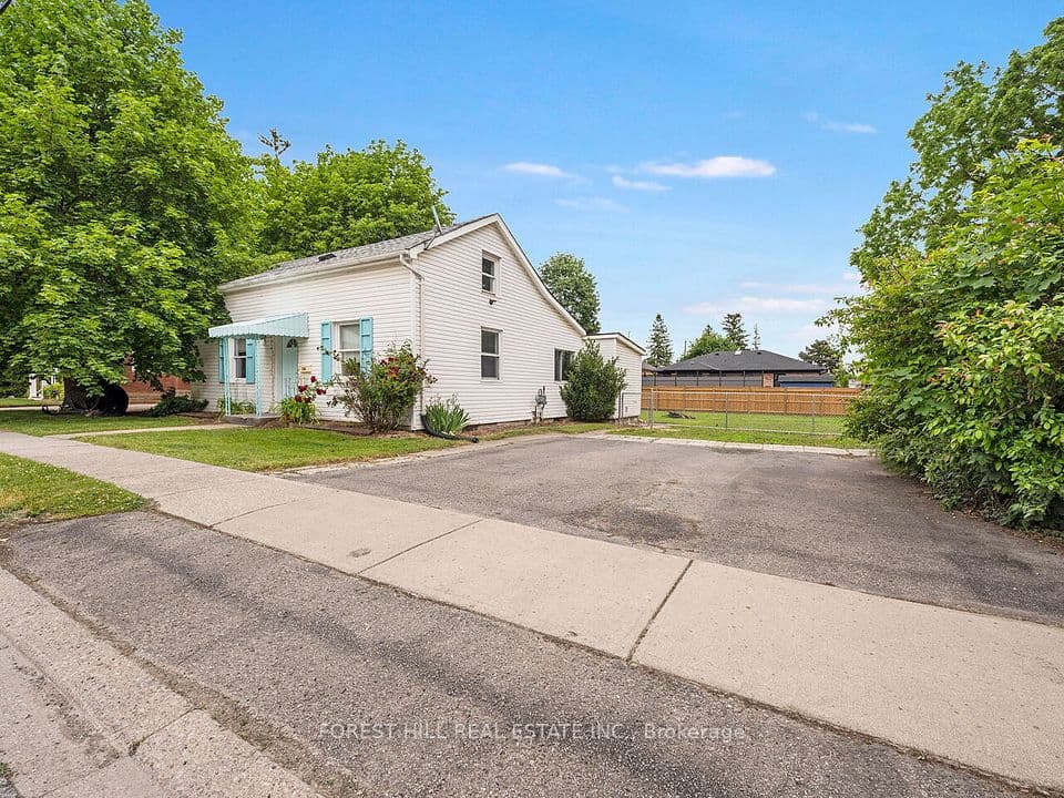 144 King Street, Milton, ON L9T 1J9 – photo 2