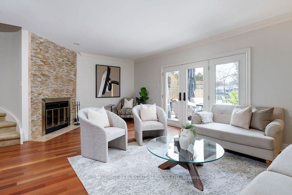 68 Tradewind Drive, Oakville, ON L6L 6K8 – photo 3