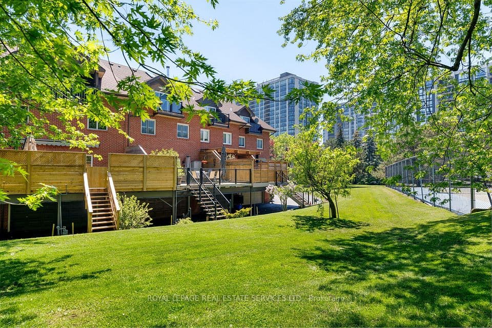 68 Tradewind Drive, Oakville, ON L6L 6K8 – photo 2