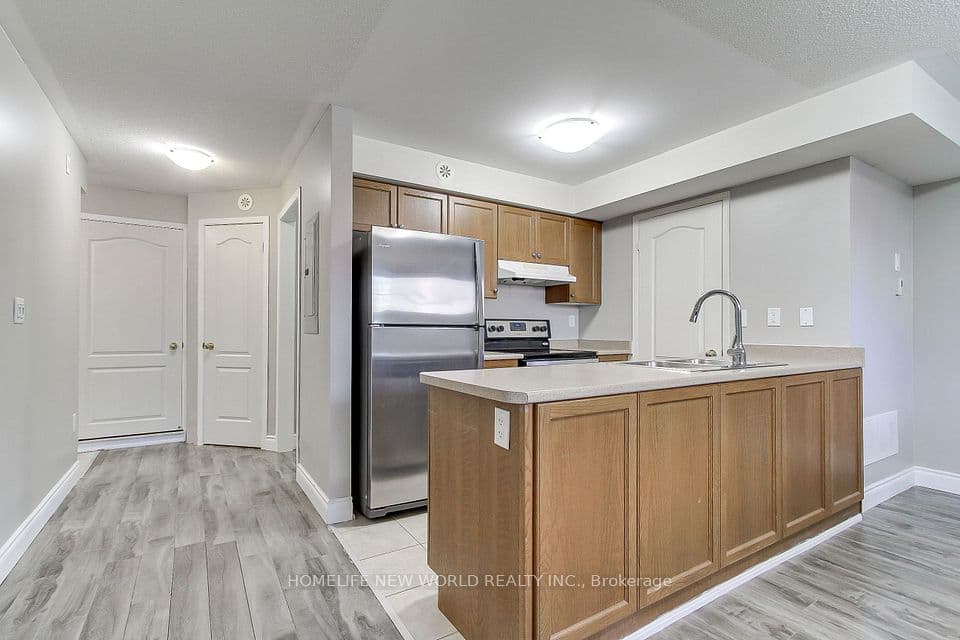 133 Isaac Devins Boulevard 3, Toronto, ON M9M 0C4 – photo 3