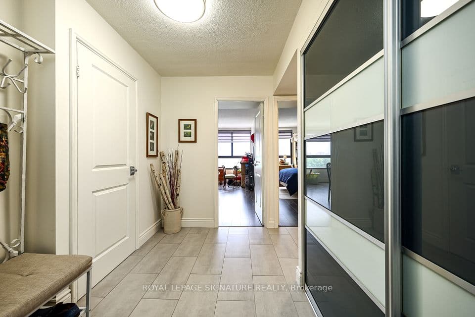 1300 Bloor Street 907, Mississauga, ON L4Y 3Z2 – photo 3