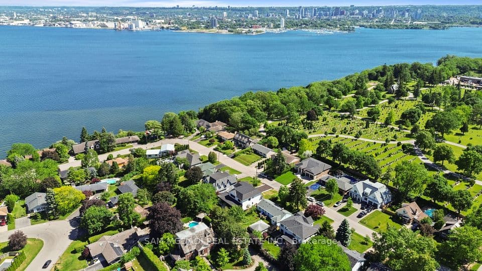 899 Danforth Place, Burlington, ON L7T 1S1 – photo 2
