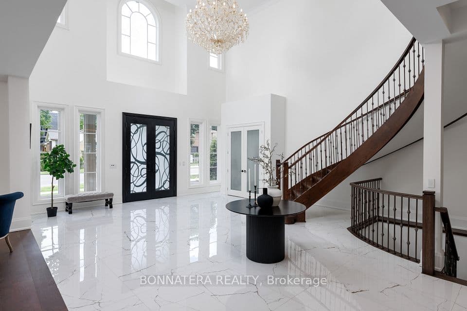 1042 Bridge Road, Oakville, ON L6L 2B5 – photo 3