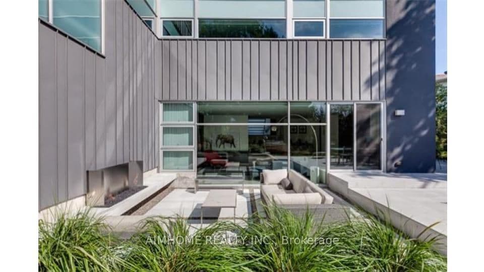 288 Vance Drive, Oakville, ON L6L 3L2 – photo 2