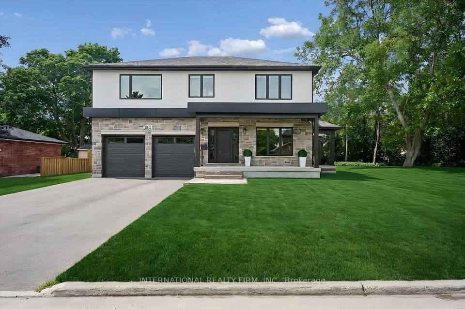 2423 Raymore Drive, Burlington, ON L7R 2B4 – main photo