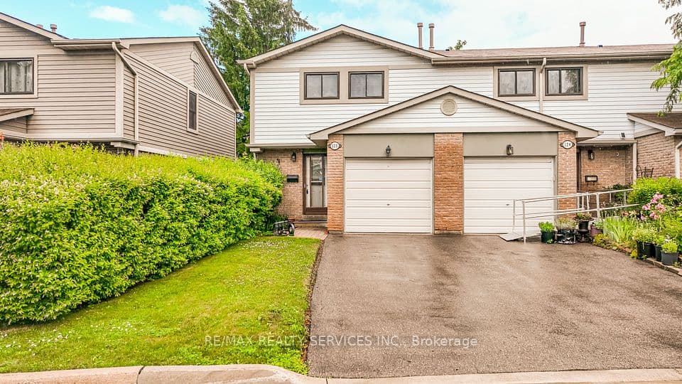 125 Ashton Crescent 125, Brampton, ON L6S 3J9 – main photo