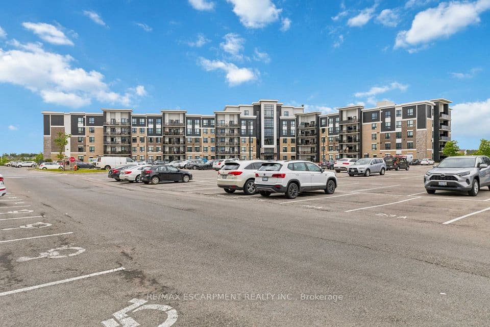 630 Sauve Street 113, Milton, ON L9T 9A6 – main photo