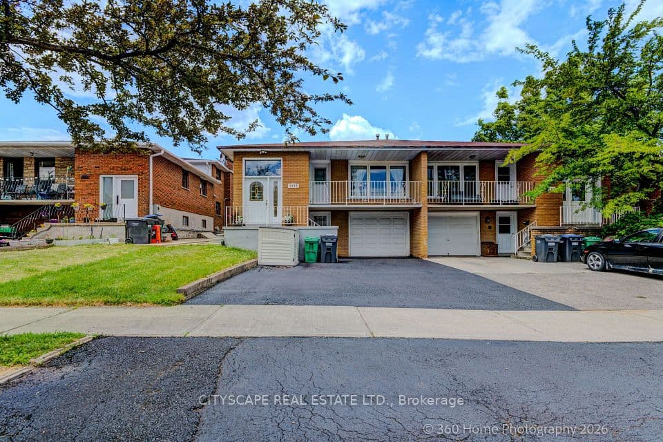 3999 Bishopstoke Lane, Mississauga, ON L4Z 1H9 – main photo