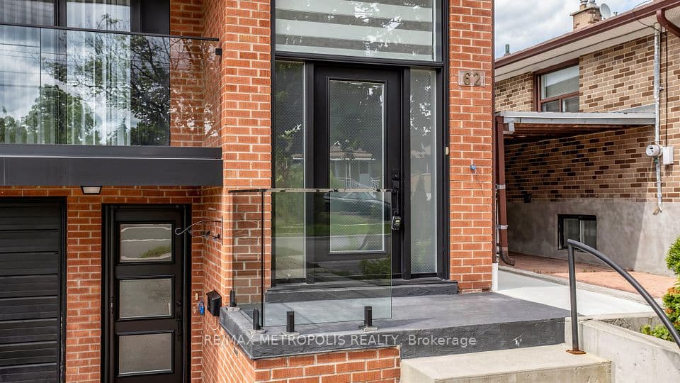62 Davelayne Road, Toronto, ON M9M 2A7 – photo 2