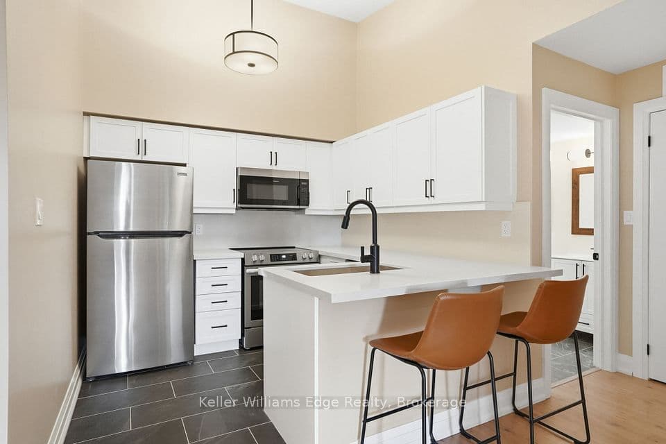 2075 Appleby Line 406, Burlington, ON L7L 7H3 – main photo