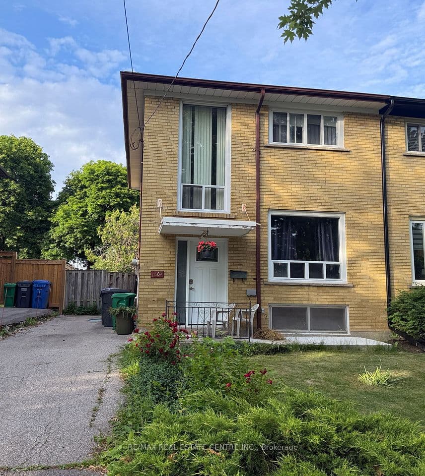 1367 Freeport Drive, Mississauga, ON L5C 1S5 – main photo