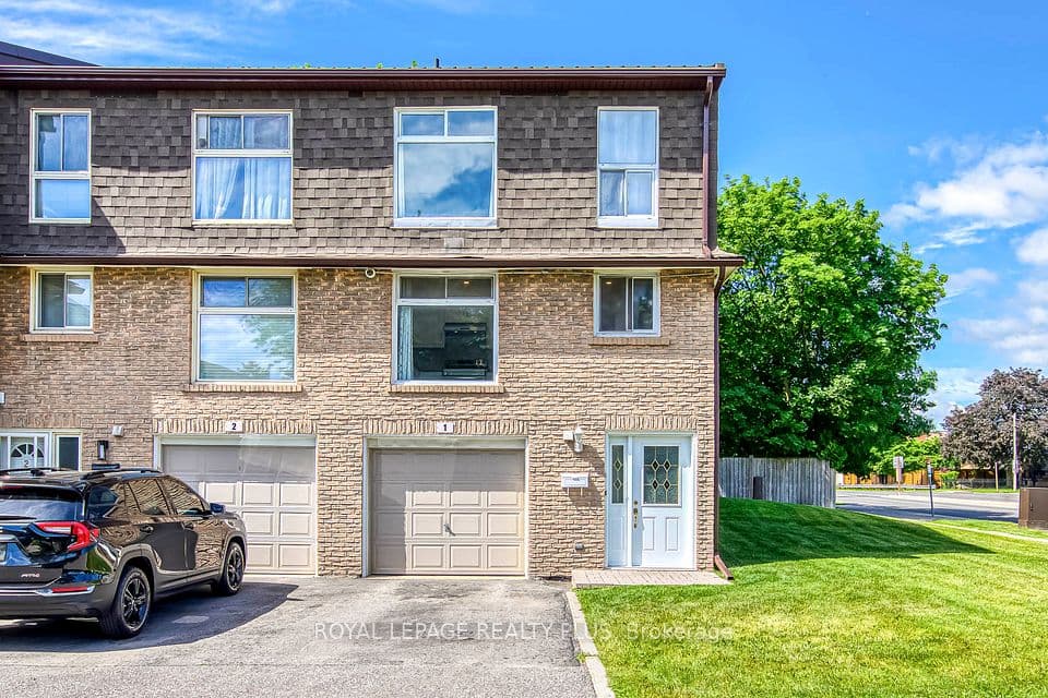 640 RATHBURN Road E 1, Mississauga, ON L4Z 1C6 – photo 2