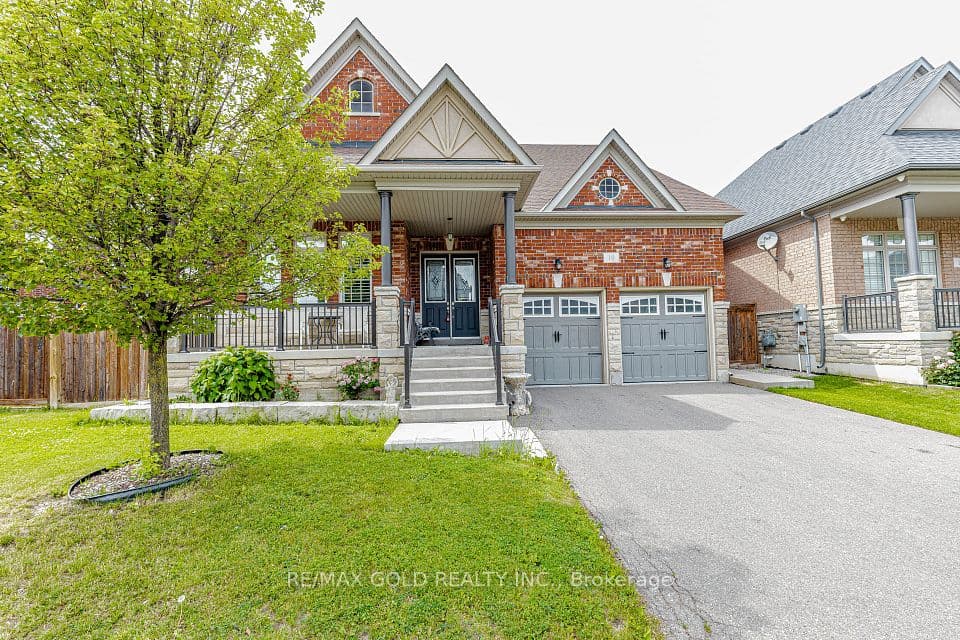 10 Falkland Road, Brampton, ON L6P 4C3 – photo 2