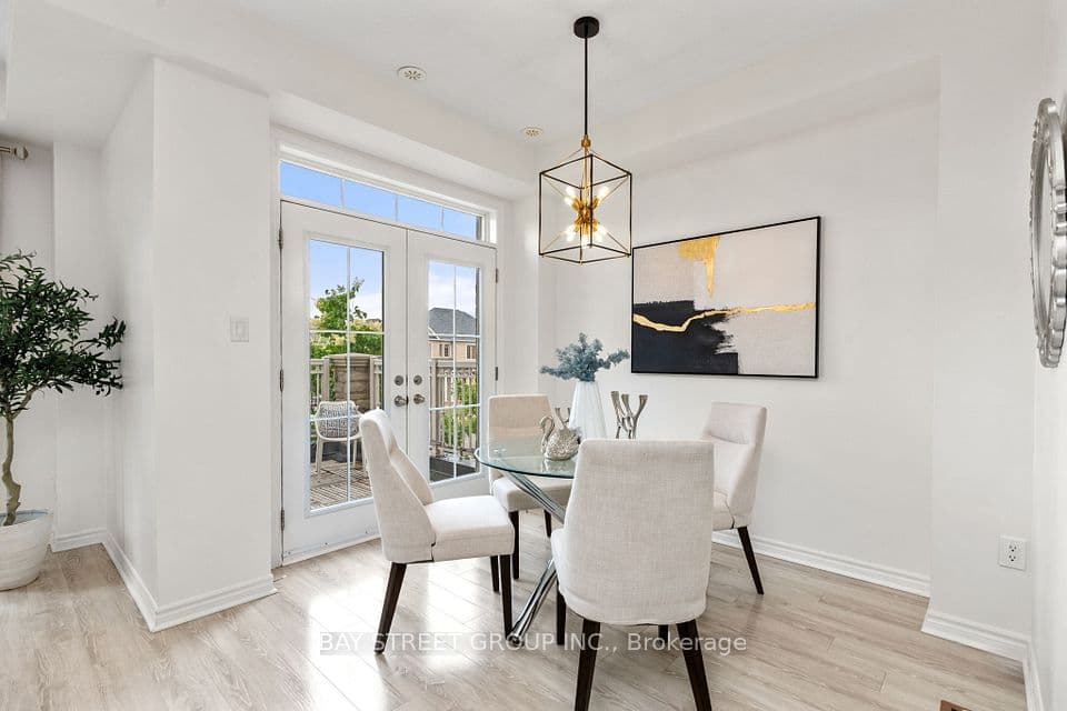 2564 Grand Oak Trail, Oakville, ON L6M 0S4 – main photo