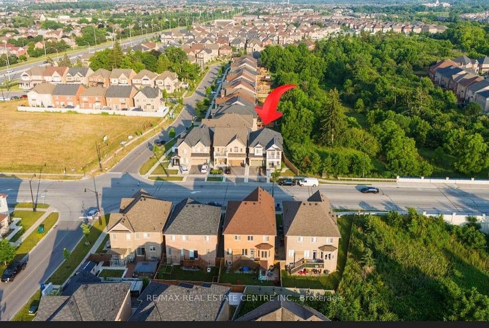 161 Bonnie Braes Drive, Brampton, ON L6Y 5Z1 – photo 3