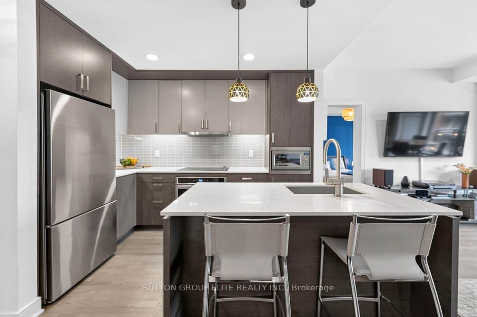 1575 Lakeshore Road W 344, Mississauga, ON L5J 0B1 – photo 3